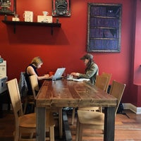 5/27/2019 tarihinde Andrew W.ziyaretçi tarafından Jimmy Beans Coffee'de çekilen fotoğraf