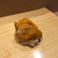 Foto tomada en Sushi Bar Yasuda  por Andrew W. el 7/14/2018