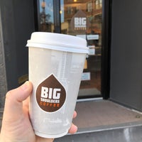 Photo taken at Big Shoulders Coffee by Andrew W. on 11/14/2020
