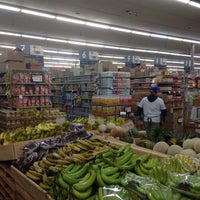 Photo taken at Island Pacific Seafood Market by Leopaul d. on 4/16/2016