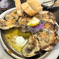 Foto tomada en Deanie&amp;#39;s Seafood Restaurant in the French Quarter  por NupeKidd .. el 7/19/2023
