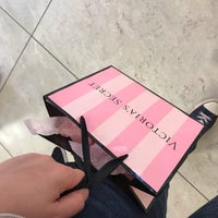 Photo taken at Victoria&amp;#39;s Secret by Patricie D. on 8/19/2019