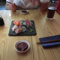 Foto tirada no(a) Hashi Japanese Kitchen por Gabriella G. em 8/21/2017
