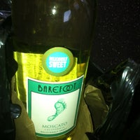 12/24/2012にFrancisco H.がRoebling Liquorで撮った写真