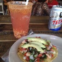 Das Foto wurde bei Baja Taco Shop von Rafael V. am 12/28/2014 aufgenommen