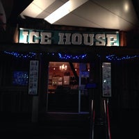 Photo prise au Freddy&#39;s Ice House par Marlon M. le4/28/2014
