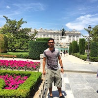 Photo taken at WooTravelling Plaza de Oriente HOMTELS by Hugo D. on 6/5/2015