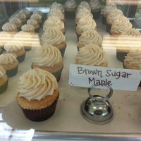 1/16/2014에 Jeremy N.님이 Sweet Cake Bake Shop에서 찍은 사진
