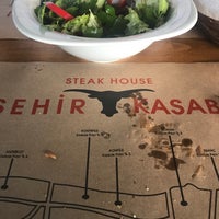 Foto tomada en Şehir Kasabı &amp;amp; Steak House  por yılmaz a. el 3/14/2018