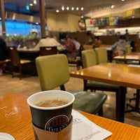 Photo taken at Tully&amp;#39;s Coffee by Hideki K. on 4/19/2021