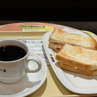 Photo taken at Doutor Coffee Shop by Hideki K. on 3/12/2024