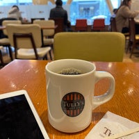 Photo taken at Tully&amp;#39;s Coffee by Hideki K. on 3/11/2022