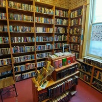 11/23/2016 tarihinde Johnathan R.ziyaretçi tarafından Jane Addams Book Shop'de çekilen fotoğraf