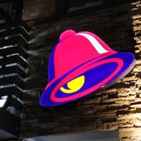 Photo taken at Taco Bell by Johnathan R. on 5/5/2018