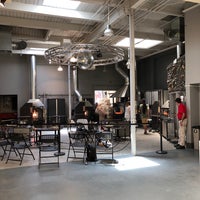 Photo taken at Seattle Glassblowing Studio &amp;amp; Gallery by Jon K. on 7/5/2018