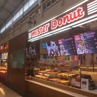 Photo taken at Mister Donut by joe on 10/13/2017