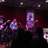 Photo taken at Jazz Gallery by Pauline L. on 12/11/2017