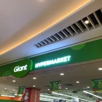 Photo taken at Giant Hypermarket by BoJika on 9/14/2022