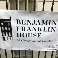 Photo taken at Benjamin Franklin House by Robert S. on 11/1/2018
