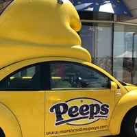 Photo taken at PEEPS AND COMPANY® by Donia on 8/24/2018