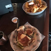 Photo taken at Bill&amp;#39;s Bar &amp;amp; Burger by Donia on 11/20/2017