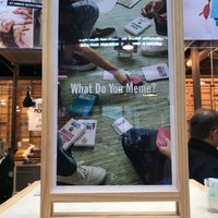 Photo taken at Urban Outfitters by Donia on 12/23/2018