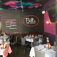 Photo taken at Bill&amp;#39;s Bar &amp;amp; Burger by Donia on 9/18/2017