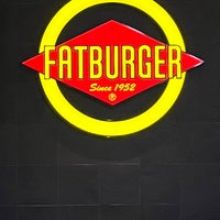 รูปภาพถ่ายที่ Fatburger โดย Jay F. เมื่อ 9/29/2023