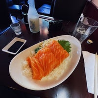 Foto diambil di sushi d oleh Jay F. pada 6/20/2022
