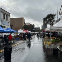 Photo taken at Hollywood Farmer&amp;#39;s Market by Jay F. on 12/11/2022