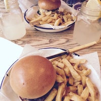 Photo taken at Honest Burgers by Tobias S. on 10/16/2015