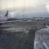 Photo taken at Finnair Flight AY005 by Adí on 12/25/2017
