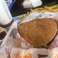 Photo taken at Burger King by 🗝CananAkarsu on 8/27/2019