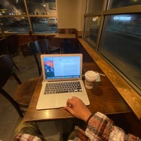 Photo taken at Starbucks by KING🇺🇸 on 2/16/2022