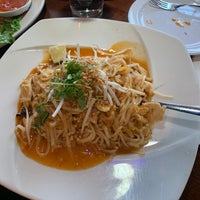 Photo taken at On&amp;#39;s Kitchen Thai Cuisine by Gabriel D. on 7/25/2021