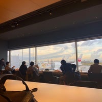 Photo taken at Power Lounge South by かわうそ こ. on 11/10/2019