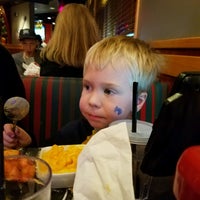 Photo taken at Red Robin Gourmet Burgers and Brews by Katy K. on 11/7/2016