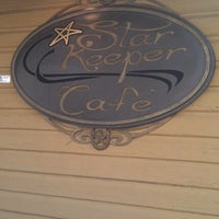 รูปภาพถ่ายที่ Star Keeper Café โดย Jack L. เมื่อ 12/28/2012