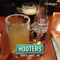 Photo taken at Hooters by yosafat.hg on 4/13/2013