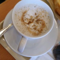 Photo taken at Doutor Coffee Shop by はいめん 敷. on 10/25/2020