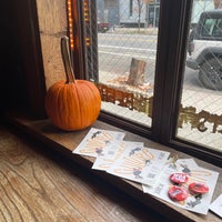11/26/2023 tarihinde Danielle T.ziyaretçi tarafından The West—Coffeehouse &amp;amp; Bar'de çekilen fotoğraf