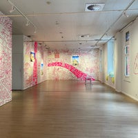 Foto diambil di 4A Centre for Contemporary Asian Art oleh Pai C. pada 10/25/2022