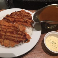 Photo taken at Club of Tokyo Famous Curry Diners by なを の. on 4/20/2015