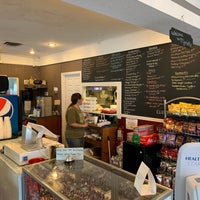 Foto tirada no(a) Merick&amp;#39;s Sandwich Shop por Scott L. em 7/22/2019