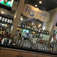 Foto tirada no(a) Riverbend Restaurant &amp;amp; Bar por Scott L. em 8/11/2016