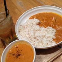 Photo taken at Soup Stock Tokyo 六本木ヒルズ店 by Takako H. on 10/27/2012