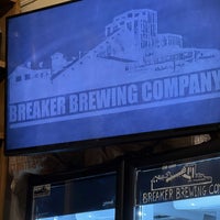 Снимок сделан в Breaker Brewing Company пользователем Dennis M. 2/2/2023