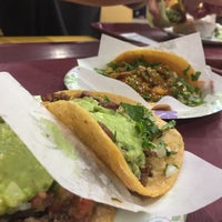 4/6/2017 tarihinde Brandon K.ziyaretçi tarafından TJ Tacos'de çekilen fotoğraf