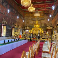 Photo taken at Wat Rakang by Aom on 8/6/2023