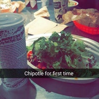 Photo taken at Chipotle Mexican Grill by ! on 9/20/2015